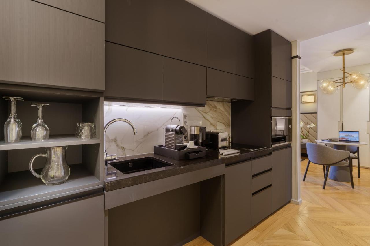 巴黎香榭丽舍辉盛阁国际公寓 外观 照片 A kitchen in a serviced apartment in Paris